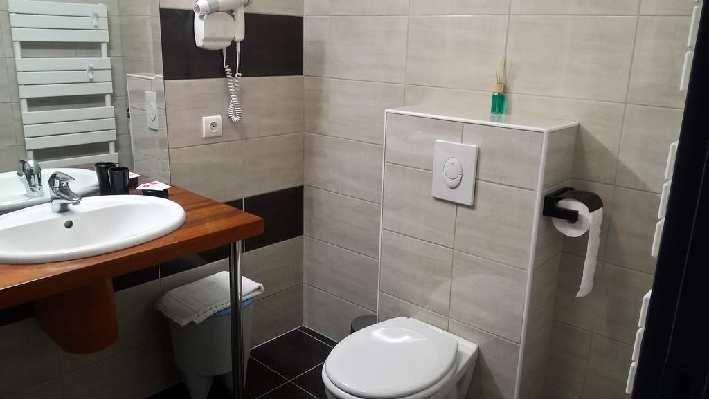 Chateau D'Arance Hotel Cette-Eygun Ngoại thất bức ảnh