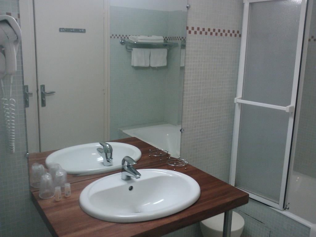 Chateau D'Arance Hotel Cette-Eygun Phòng bức ảnh